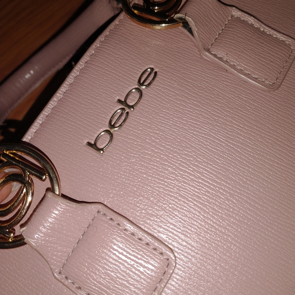 Women's nude BeBe crossbody/clutch purse with compartments - Picture 10 of 12